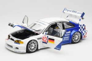 BMW M3 E46 GTR #42 J. Lehto / J. Muller ELMS 2001 Minichamps 1:18 100012192 Kov – obrázok 2 z 8