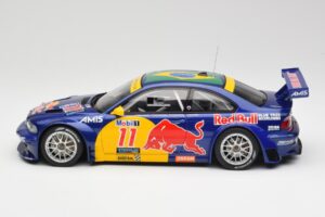 BMW M3 E46 GTR #11 Red Bull Interlagos 2005 AUTOart 1:18 80645 Kov – obrázok 3 z 6