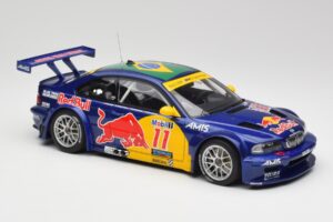BMW M3 E46 GTR #11 Red Bull Interlagos 2005 AUTOart 1:18 80645 Kov – obrázok 4 z 6