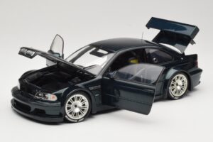 BMW M3 E46 GTR Street Emerald Green Minichamps 1:18 80430396025 Kov – obrázok 2 z 8