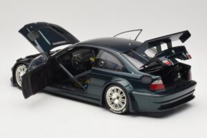 BMW M3 E46 GTR Street Emerald Green Minichamps 1:18 80430396025 Kov – obrázok 5 z 8
