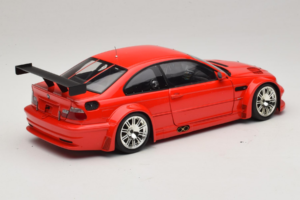 BMW M3 E46 GTR Street Červený Minichamps 1:18 100012101 Kov – obrázok 3 z 8