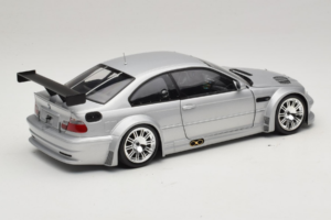 BMW M3 E46 GTR Street Strieborný Minichamps 1:18 100012100 Kov – obrázok 3 z 8