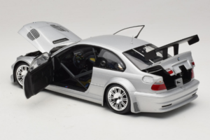 BMW M3 E46 GTR Street Strieborný Minichamps 1:18 100012100 Kov – obrázok 5 z 8