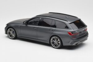 BMW M340i G20 xDrive M Sport Šedý GT Spirit 1:18 GT471 Živica – obrázok 5 z 6