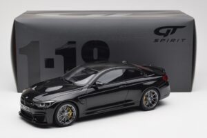 BMW M4 F82 CS Čierny GT Spirit 1:18 GT845 Živica – obrázok 6 z 6