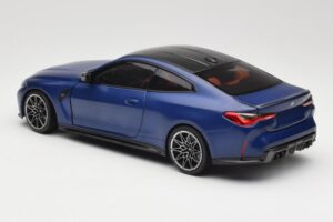 BMW M4 G82 Modrý Metallic Minichamps 1:18 113020123 Kov – obrázok 7 z 8