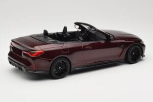 BMW M4 G83 Kabriolet Červený Metalíza Minichamps 1:18 155021032 Kov – obrázok 2 z 6