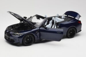 BMW M4 G82 Kabriolet Modrý Metallic Minichamps 1:18 110021031 Kov – obrázok 2 z 8