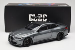 BMW M4 G82 Šedý Metallic Minichamps 1:18 113020124 Kov – obrázok 8 z 8