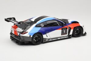 BMW M4 G82 GT3 Presentation 2021 Minichamps 1:18 80435A5D002 Kov – obrázok 3 z 8
