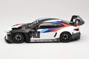 BMW M4 G82 GT3 Presentation 2021 Minichamps 1:18 80435A5D002 Kov – obrázok 4 z 8