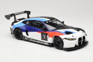 BMW M4 G82 GT3 Presentation 2021 Minichamps 1:18 80435A5D002 Kov – obrázok 6 z 8