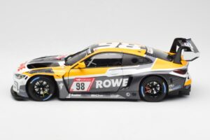 BMW M4 G82 GT3 Rowe Racing #98 ADAC 24 Hours Nürburgring 2022 Minichamps 1:18 113222098 Kov – obrázok 4 z 8
