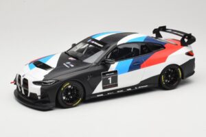 BMW M4 G82 GT4 #1 Presentation 2022 Otto 1:18 OT1228 Živica