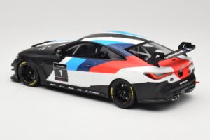 BMW M4 G82 GT4 #1 Presentation 2022 Otto 1:18 OT1228 Živica – obrázok 5 z 6