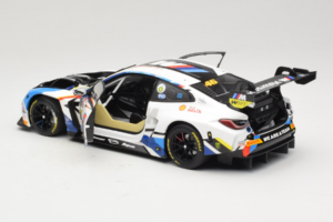BMW M4 GT3 #46 V. Rossi / A. Farfus / M. Martin Team WRT 12 Hours of Bathurst 2023 Minichamps 1:18 113232146 Kov – obrázok 5 z 8