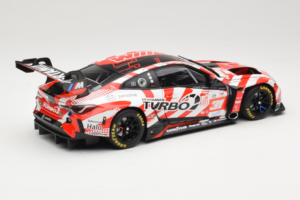 BMW M4 GT3 LMGT3 #31 D. Leung / S. Gelael / A. Farfus Team WRT 2nd Place 24 Hours of Le Mans 2024 Minichamps 1:18 113242431 K – obrázok 3 z 8