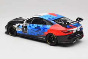 BMW M4 GT4 #1 Presentation 2024 Otto 1:18 OT1125 Živica – obrázok 5 z 6