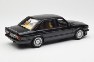 BMW M5 E28 Diamond Čierny Otto 1:18 OT184 Živica – obrázok 2 z 6
