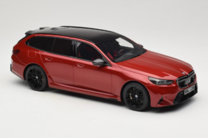 BMW M5 G99 Touring Fire Red GT Spirit 1:18 GT964 Živica – obrázok 4 z 6