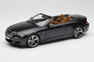 BMW M6 E64 Kabriolet Sapphire Black Kyosho 1:18 80430417424 Kov