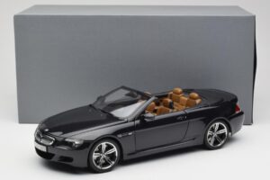 BMW M6 E64 Kabriolet Sapphire Black Kyosho 1:18 80430417424 Kov – obrázok 9 z 9