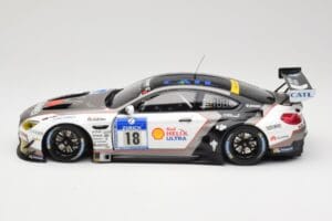 BMW M6 GT3 F13 #18 Schubert Motorsport A. Farfus / J. Krohn 24h Nurburgring 2016 Minichamps 1:18 155162618 Kov – obrázok 3 z 6