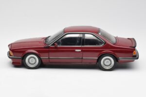 BMW M635 CSi E24 Karmin Červený AUTOart 1:18 70528 Kov – obrázok 4 z 8