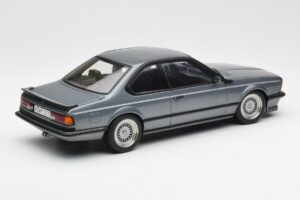 BMW M635 CSi E24 Shadow Line Delphin Metallic AUTOart 1:18 70529 Kov – obrázok 3 z 8
