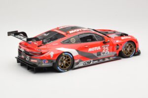 BMW M8 GTE RLL Racing #25 C. De Phillippi / B. Spengler Class Winners IMSA GP Road Atlanta 2020 Minichamps 1:18 155202995 Kov – obrázok 2 z 6