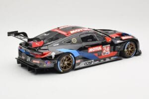 BMW M8 GTE RLL Racing #24 J. Edwards / J. Krohn IMSA GP Road Atlanta 2020 Minichamps 1:18 155202994 Kov – obrázok 2 z 6