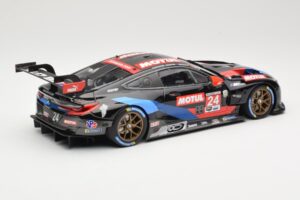 BMW M8 GTE RLL Racing #24 J. Krohn / J. Edwards Class Winners 24 Hours of Daytona 2020 Minichamps 1:18 155202924 Kov – obrázok 2 z 6