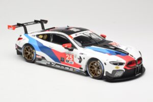 BMW M8 GTE Team RLL #25 C. De Phillippi / A. Farfus Class Winners 24 Hours of Daytona 2019 Minichamps 1:18 155192925 Kov – obrázok 4 z 6