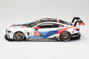 BMW M8 GTE Team RLL C. De Phillippi / B. Auberlen 2nd in Class 12 Hours of Sebring 2018 Minichamps 1:18 155182925 Kov – obrázok 3 z 6