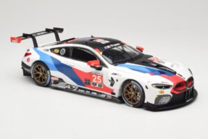 BMW M8 GTE Team RLL C. De Phillippi / B. Auberlen 2nd in Class 12 Hours of Sebring 2018 Minichamps 1:18 155182925 Kov – obrázok 4 z 6