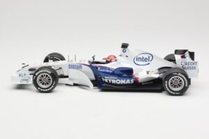 BMW Sauber F1.07 #10 R. Kubica Launch Version 2007 Minichamps 1:18 80430426995 Kov – obrázok 3 z 7
