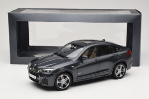 BMW X4 F26 Sophisto Grey Paragon 1:18 80432352461 Kov – obrázok 8 z 8