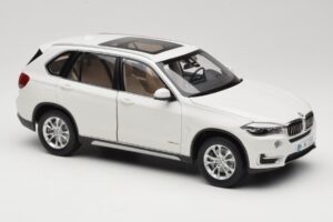BMW X5 E70 Alpine White Paragon 1:18 PA-97073 Kov – obrázok 6 z 8
