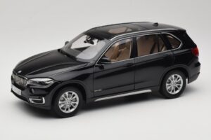 BMW X5 E70 Sapphire Black Paragon 1:18 PA-97071 Kov