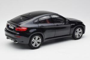 BMW X6 M F86 Čierny Kyosho 1:18 80432157613 Kov – obrázok 3 z 8