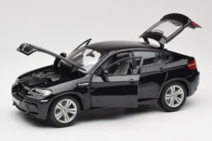 BMW X6 M E71 Čierny Bburago 1:18 18-12081 Kov – obrázok 2 z 8