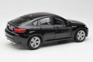 BMW X6 M E71 Čierny Bburago 1:18 18-12081 Kov – obrázok 3 z 8