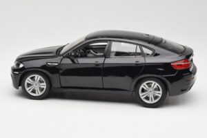 BMW X6 M E71 Čierny Bburago 1:18 18-12081 Kov – obrázok 4 z 8