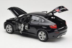 BMW X6 M E71 Čierny Bburago 1:18 18-12081 Kov – obrázok 5 z 8