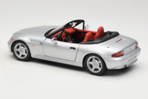 BMW Z3 Kabriolet Strieborný UT Models 1:18 20402 Kov – obrázok 7 z 8