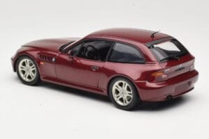 BMW Z3 Coupe 2.8 Red Metallic UT Models 1:18 20423 Kov – obrázok 7 z 8