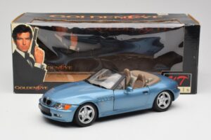 BMW Z3 E36/7 James Bond Goldeneye Modrá Metalíza UT Models 1:18 180024336 Kov – obrázok 8 z 8