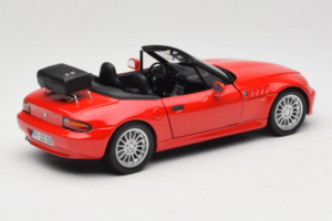 BMW Z3 Roadster 1.9 Červený Dealerská Edícia UT Models 1:18 80439423068 Kov – obrázok 3 z 8