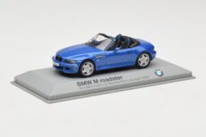 BMW Z3 Roadster 2.8 Modrý Minichamps 1:43 BMW003 Kov – obrázok 2 z 4
